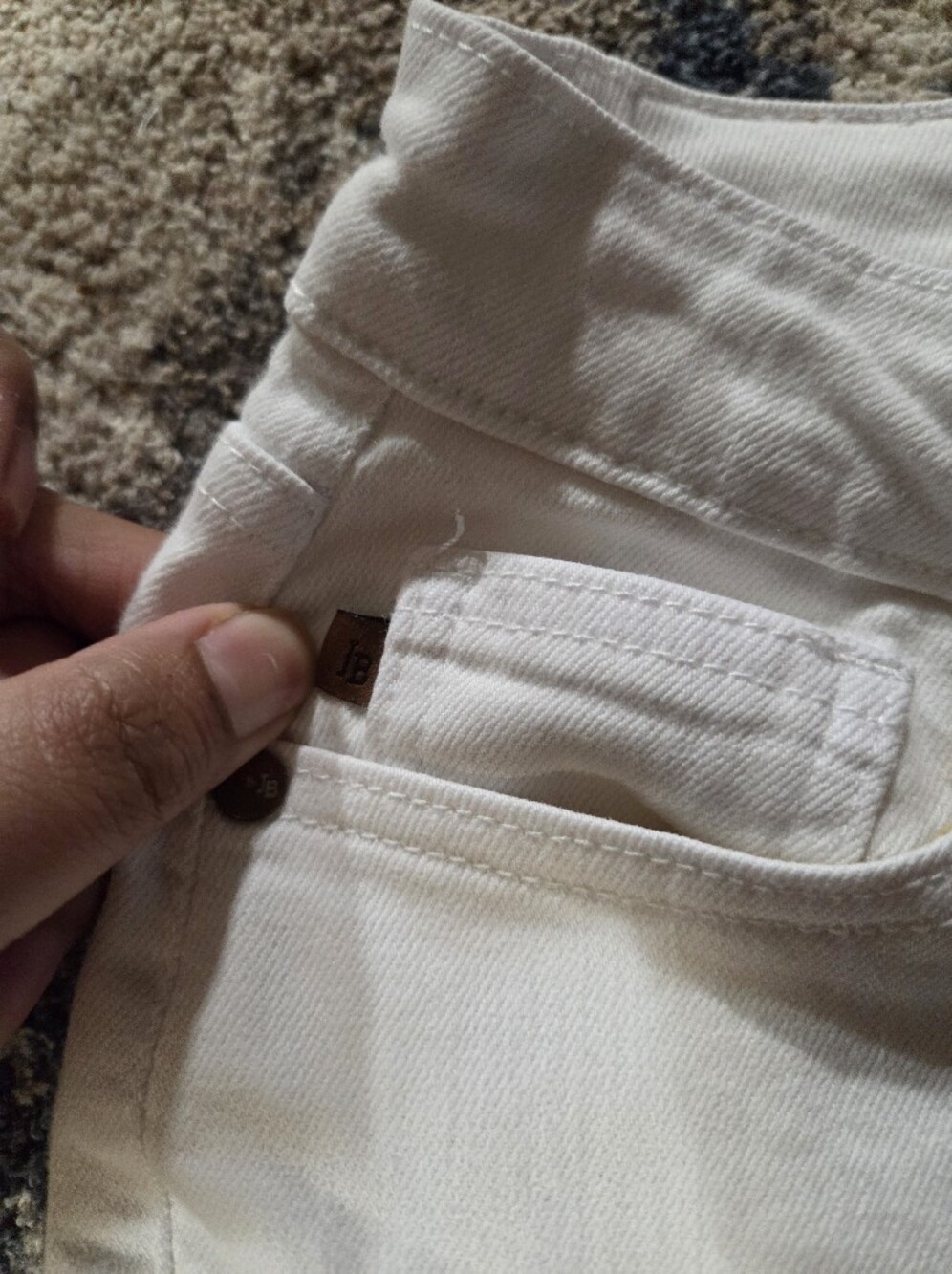 Judy Blue High Waist White Non-Distressed Jeans- Size 5/27 - Picture 5 of 8